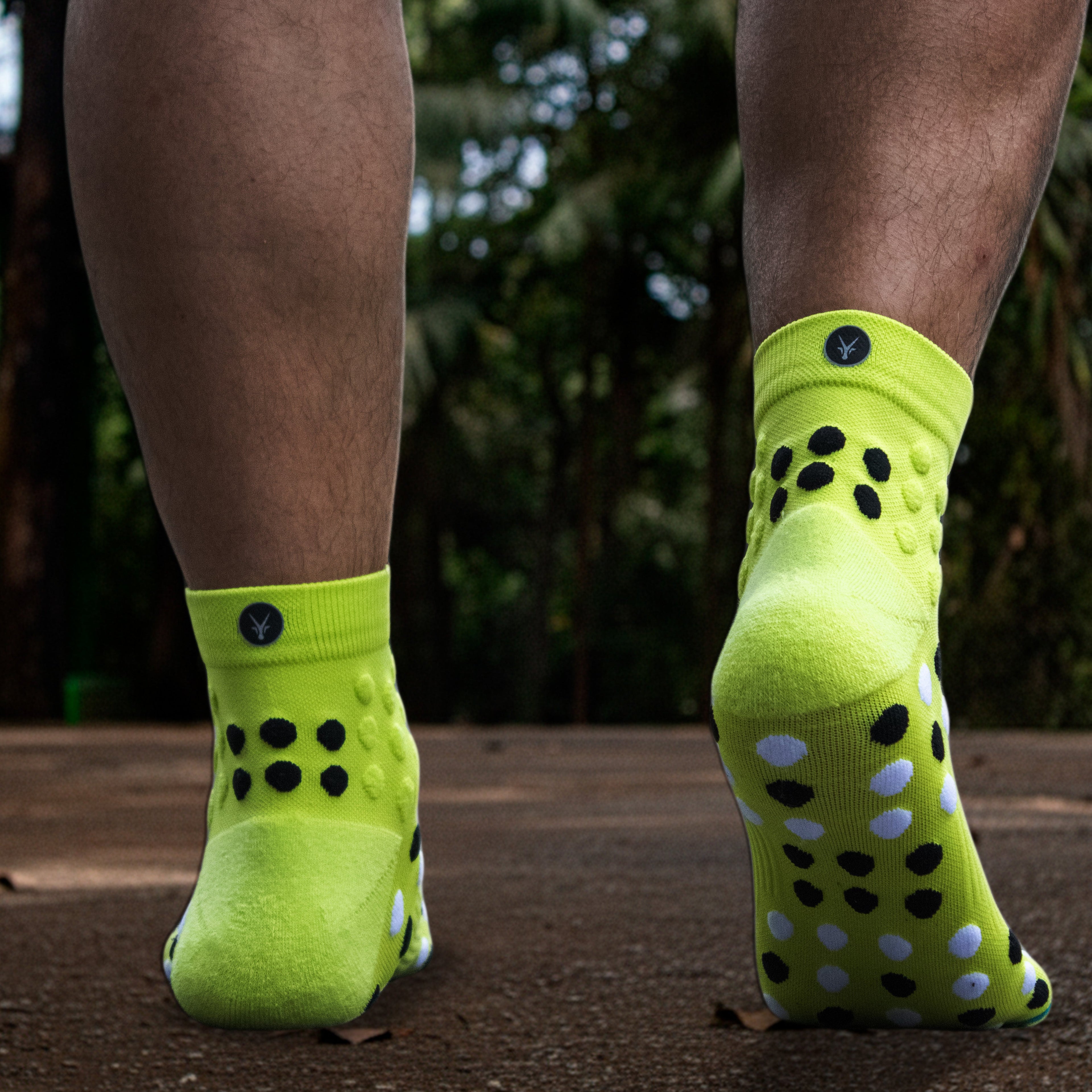 Calcetín Low Cut Dots + Logo Reflectivo