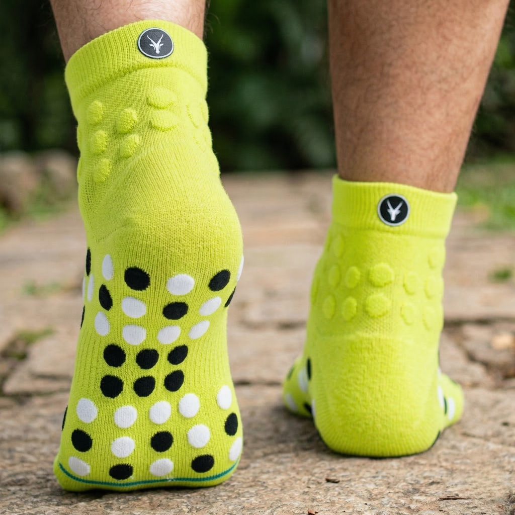 Calcetín Low Cut Dots + Logo Reflectivo
